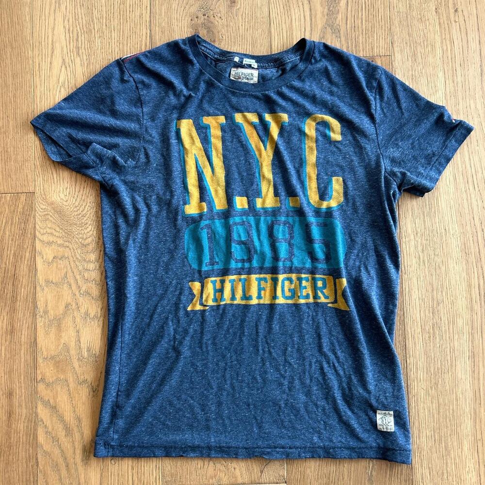 Blue y2k Tommy Hilfiger t shirt